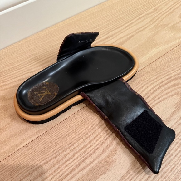 Louis Vuitton POOL PILLOW COMFORT MULE Size 38 - Picture 10 of 16